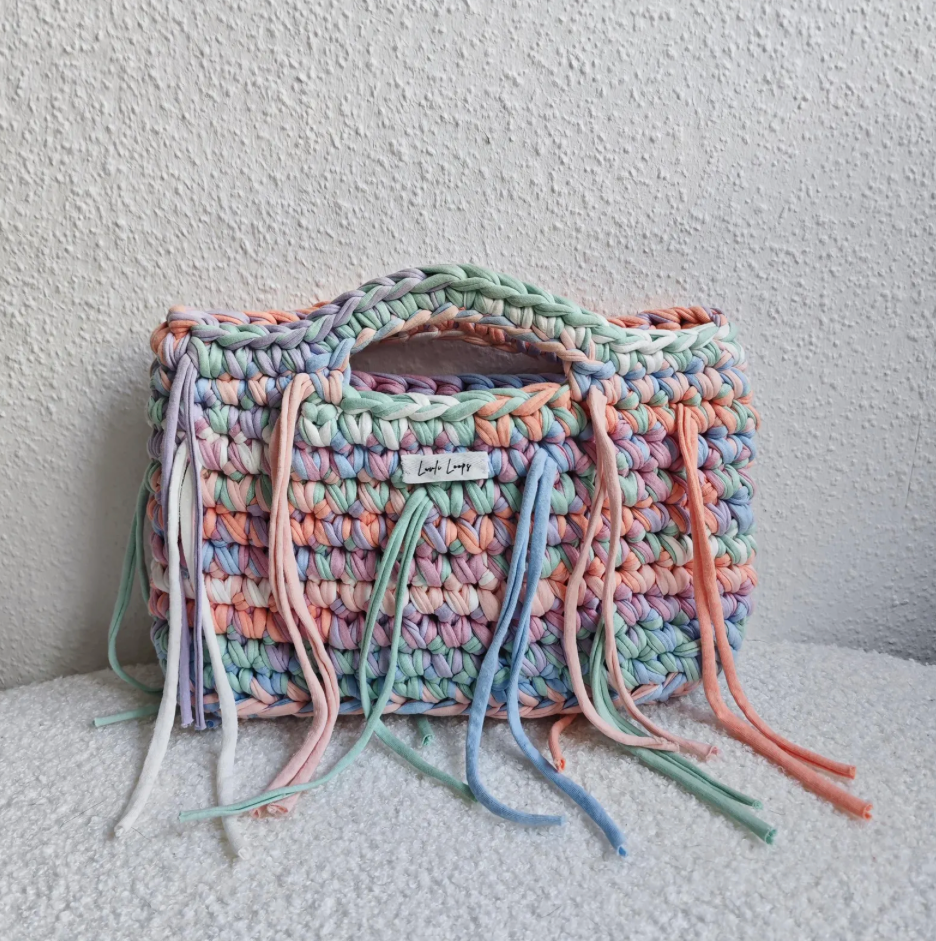 Redfeather Crochet fringed handbag