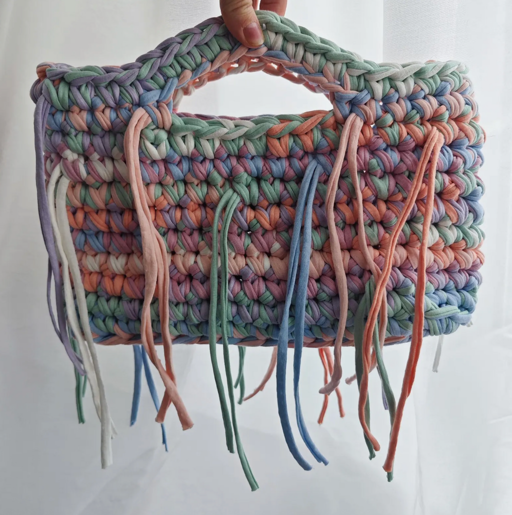 Redfeather Crochet fringed handbag